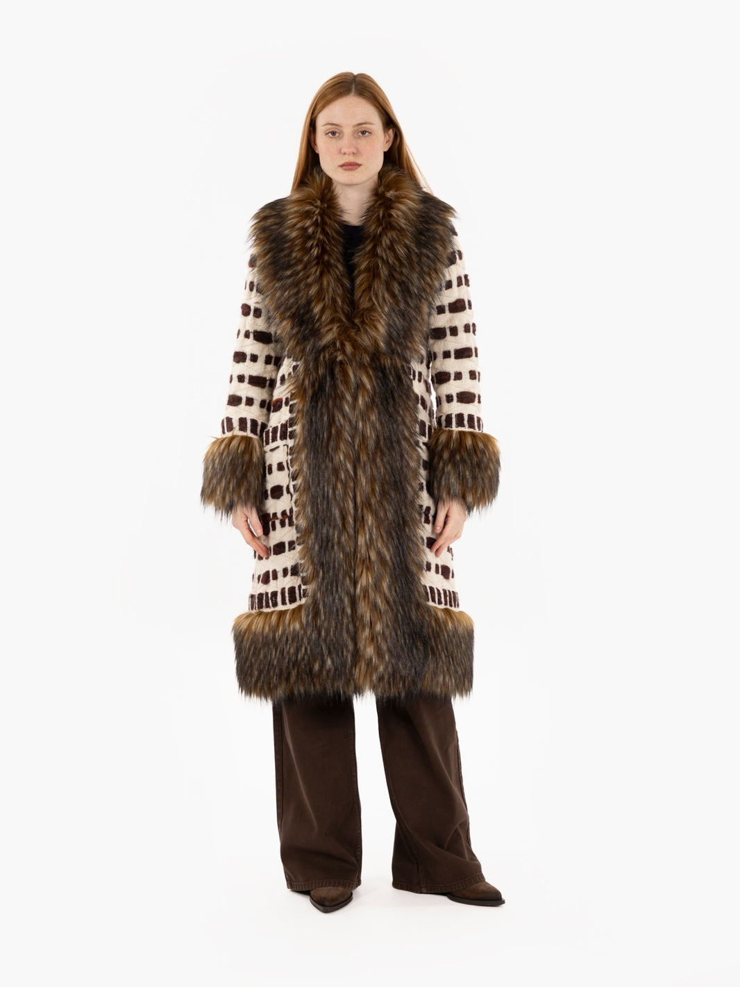 Claire long coat with burgundy / white fur