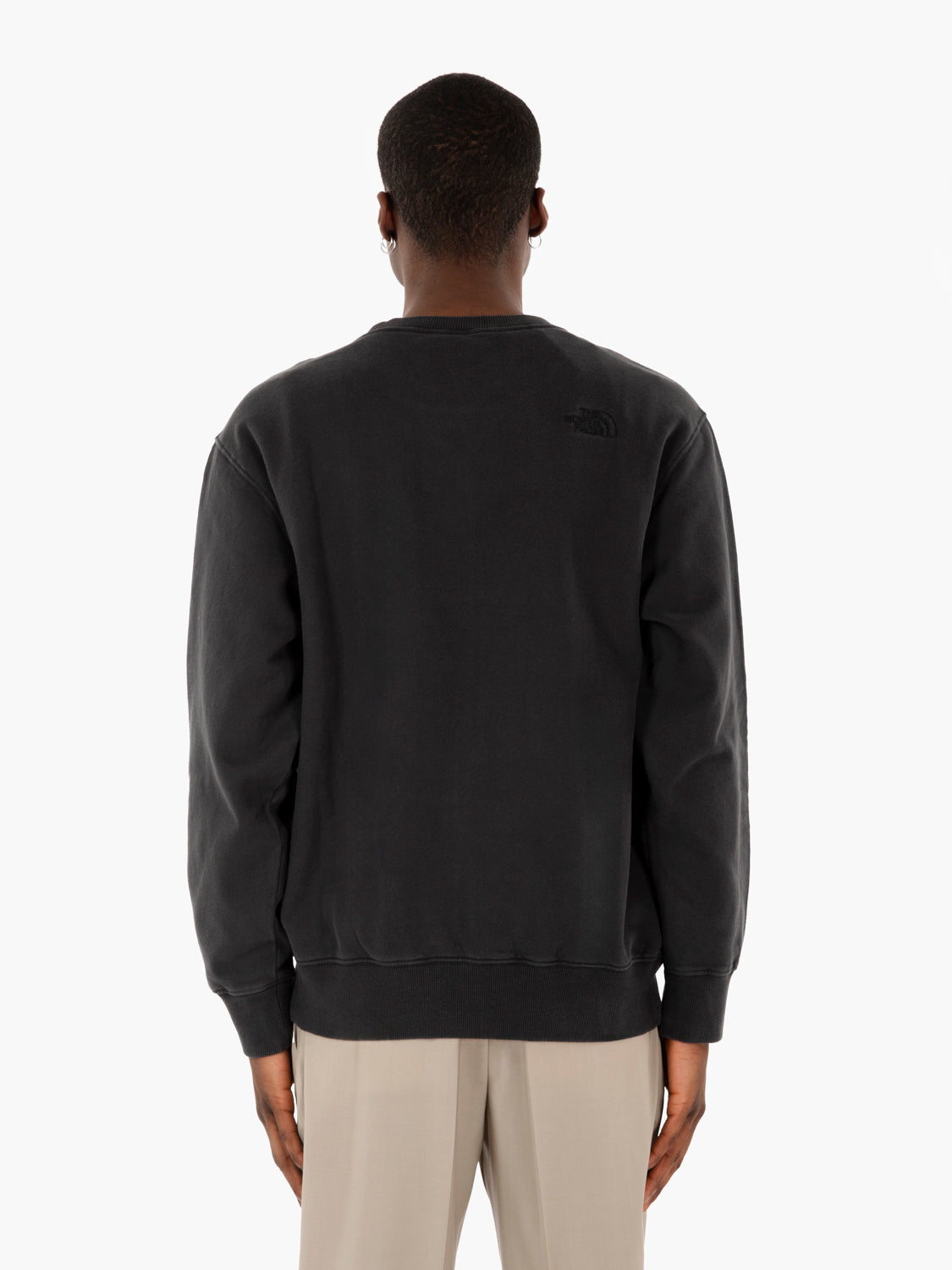 M nature relaxed crewneck tnf black