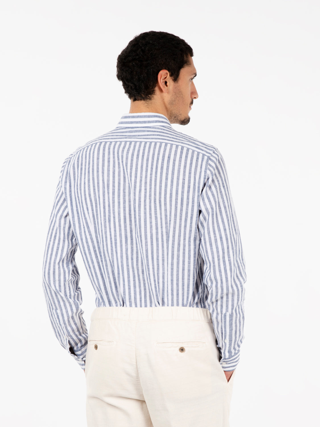 Camicia in lino a righe blu / bianco
