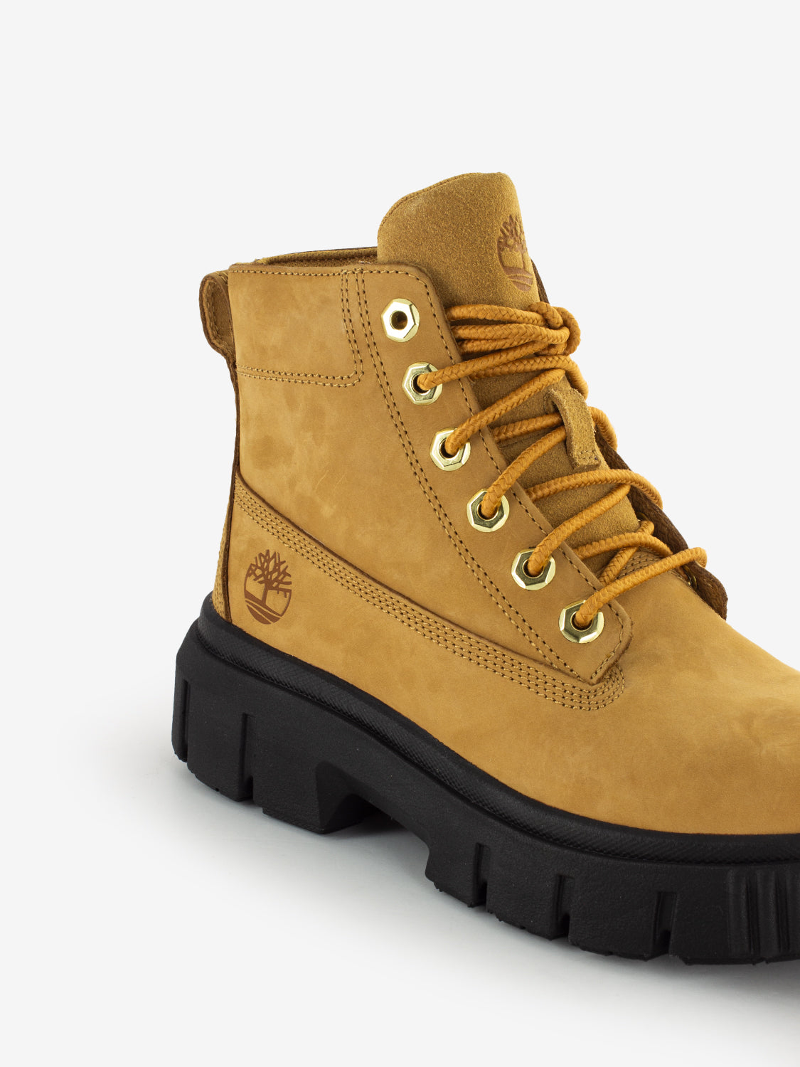 Greyfiled boot wheat nubuck