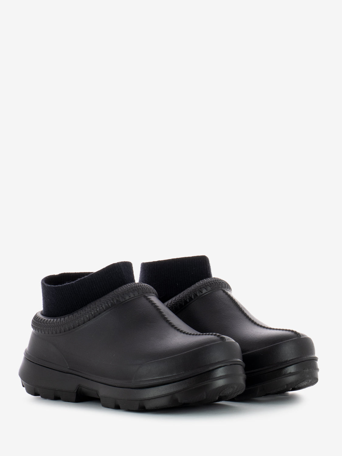 W' Tasman X black slipper