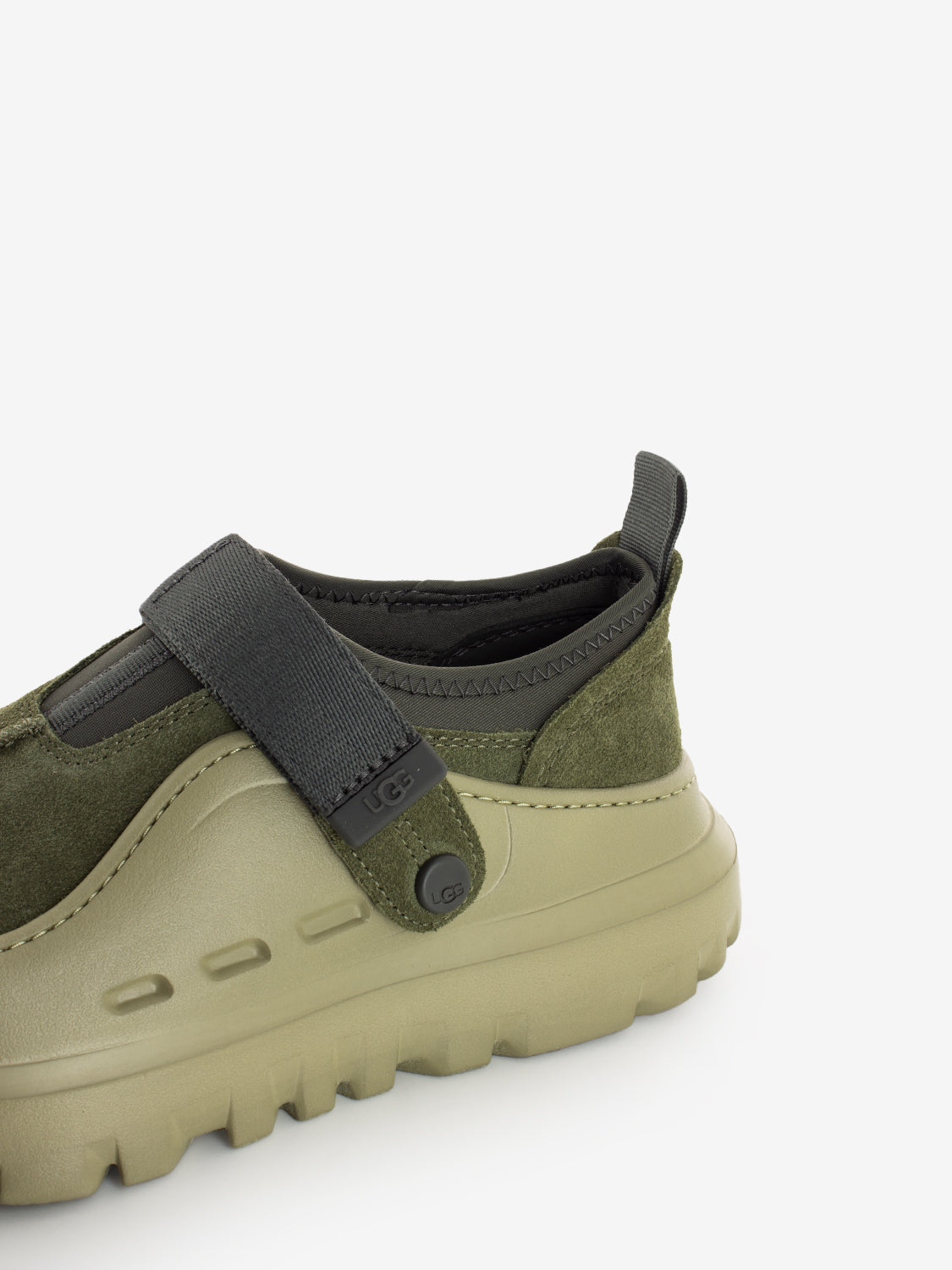 M Peakmod lowcut dark olive / moss green