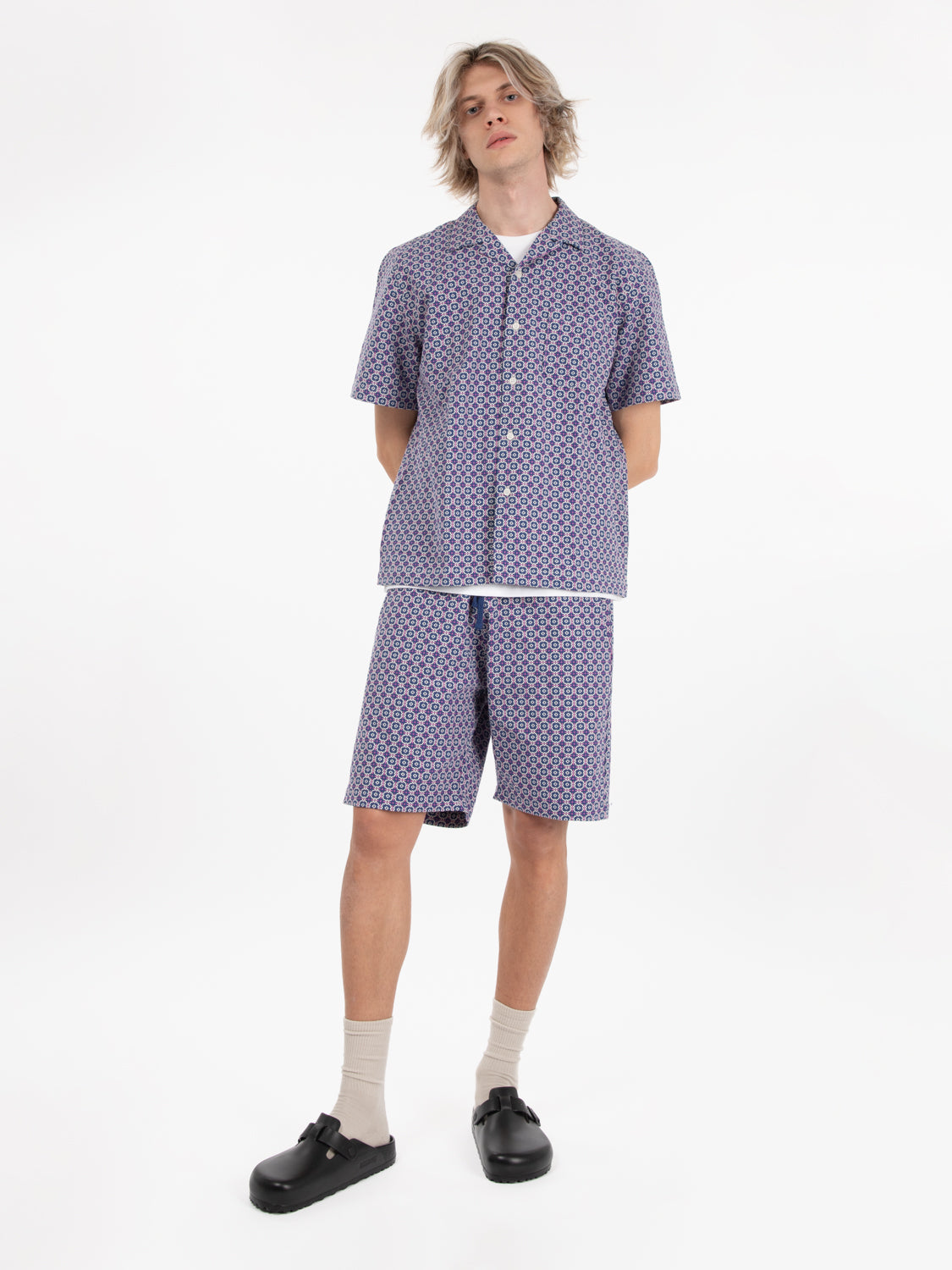 Lumber shorts navy tile