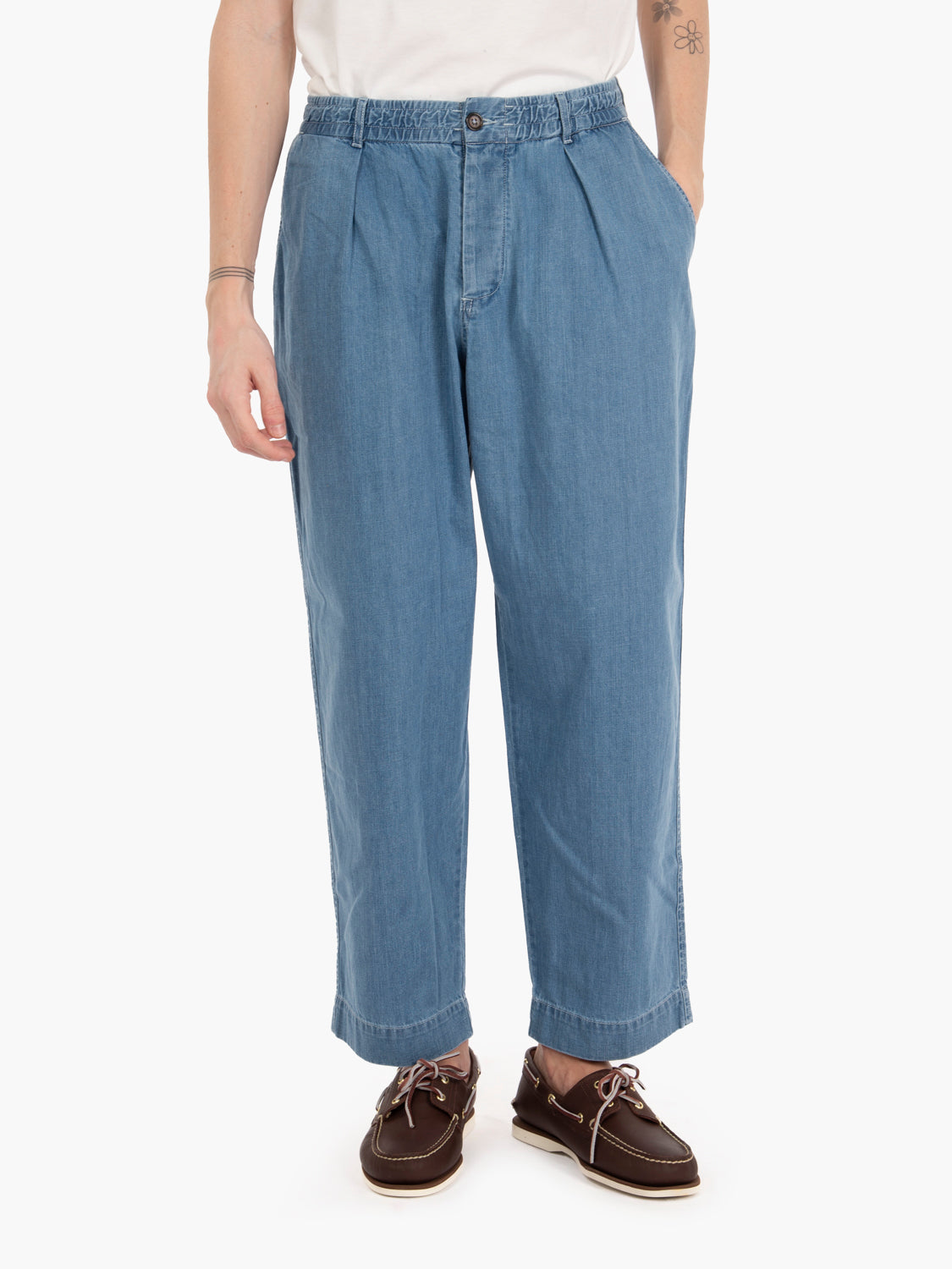 Indigo washed Oxford trousers