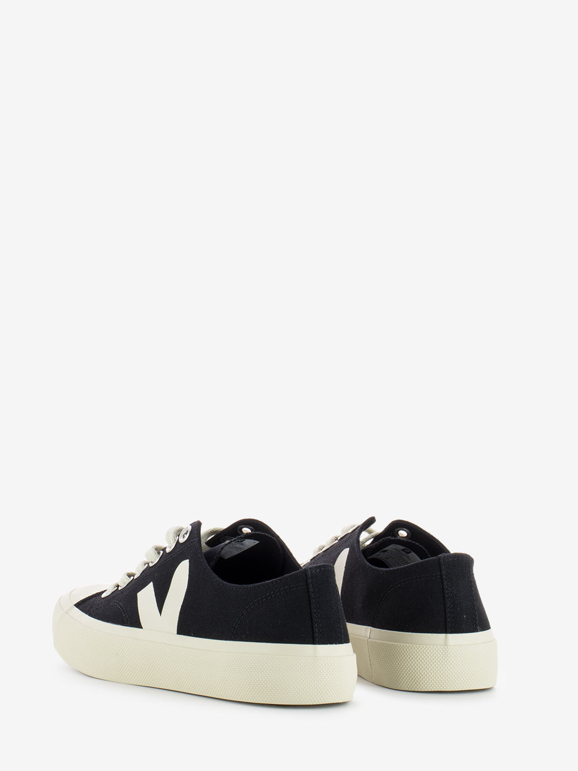 Wata II low canvas black / pierre