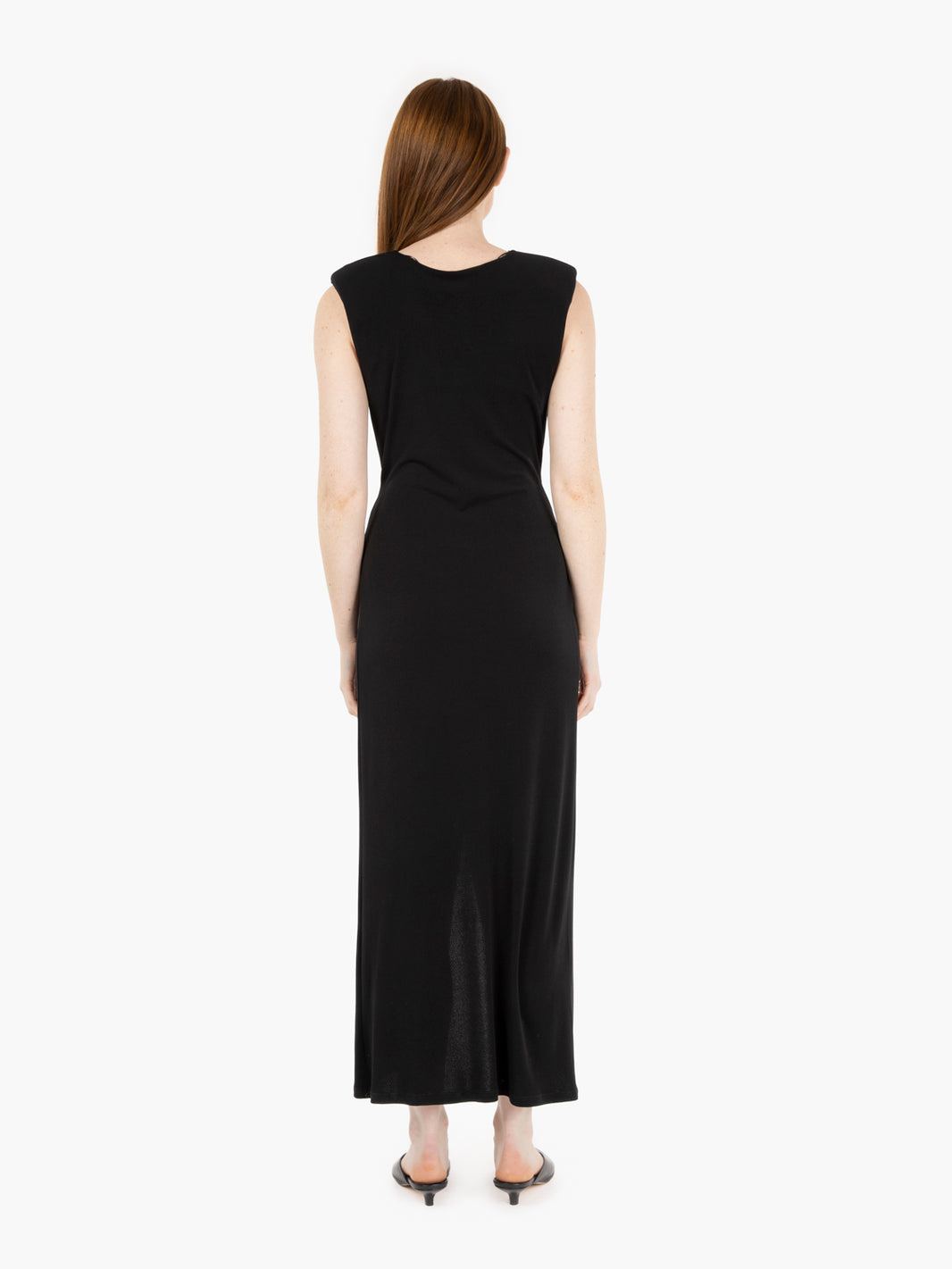 Black sleeveless dress