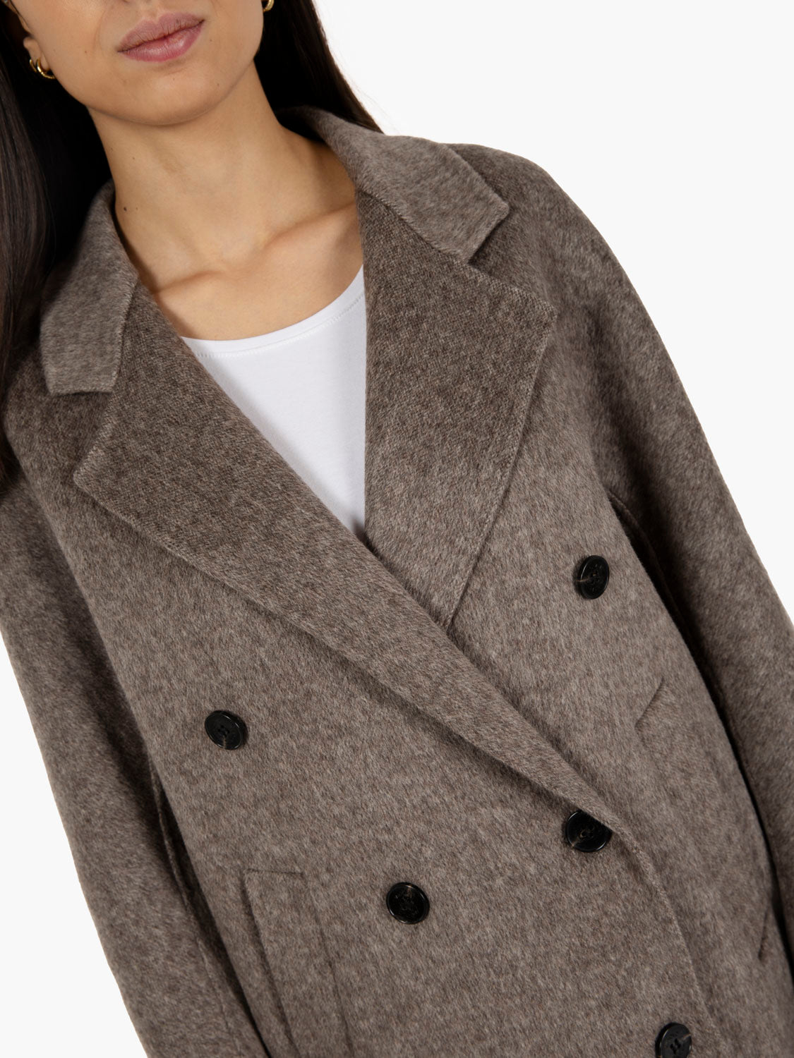 Cappotto corto doppiopetto moro