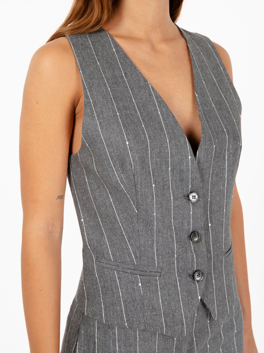 Gilet gessato con glitter e filo lurex grigio