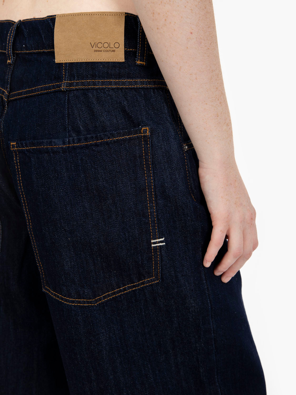 Mia wide-leg jeans in blue rinse