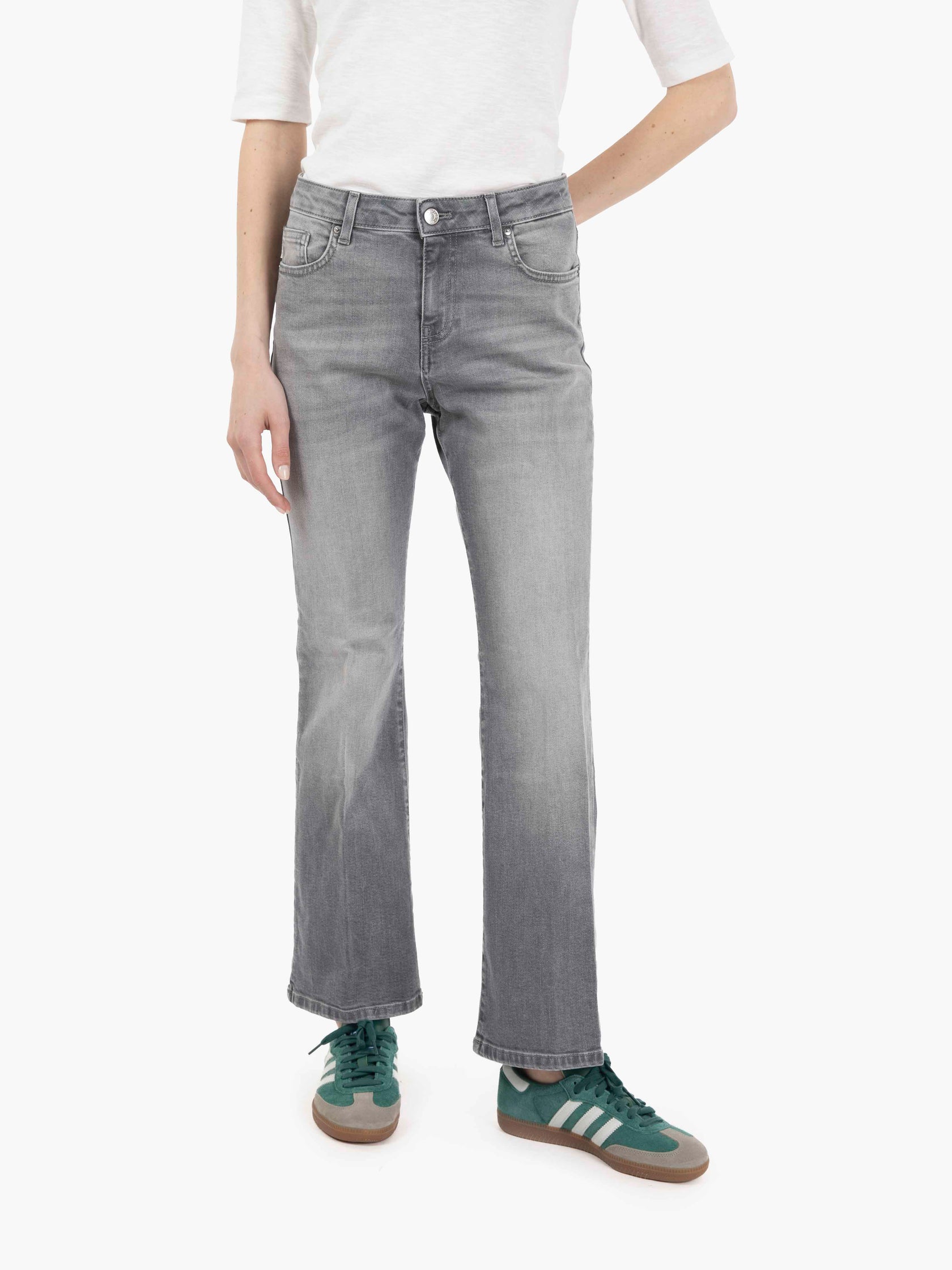 Giselle jeans with trumpet in grey denim