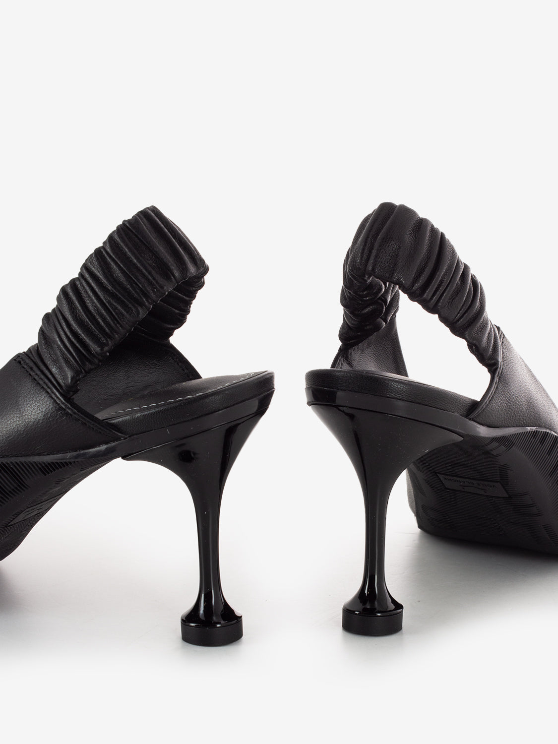 Hilly flex nappa black
