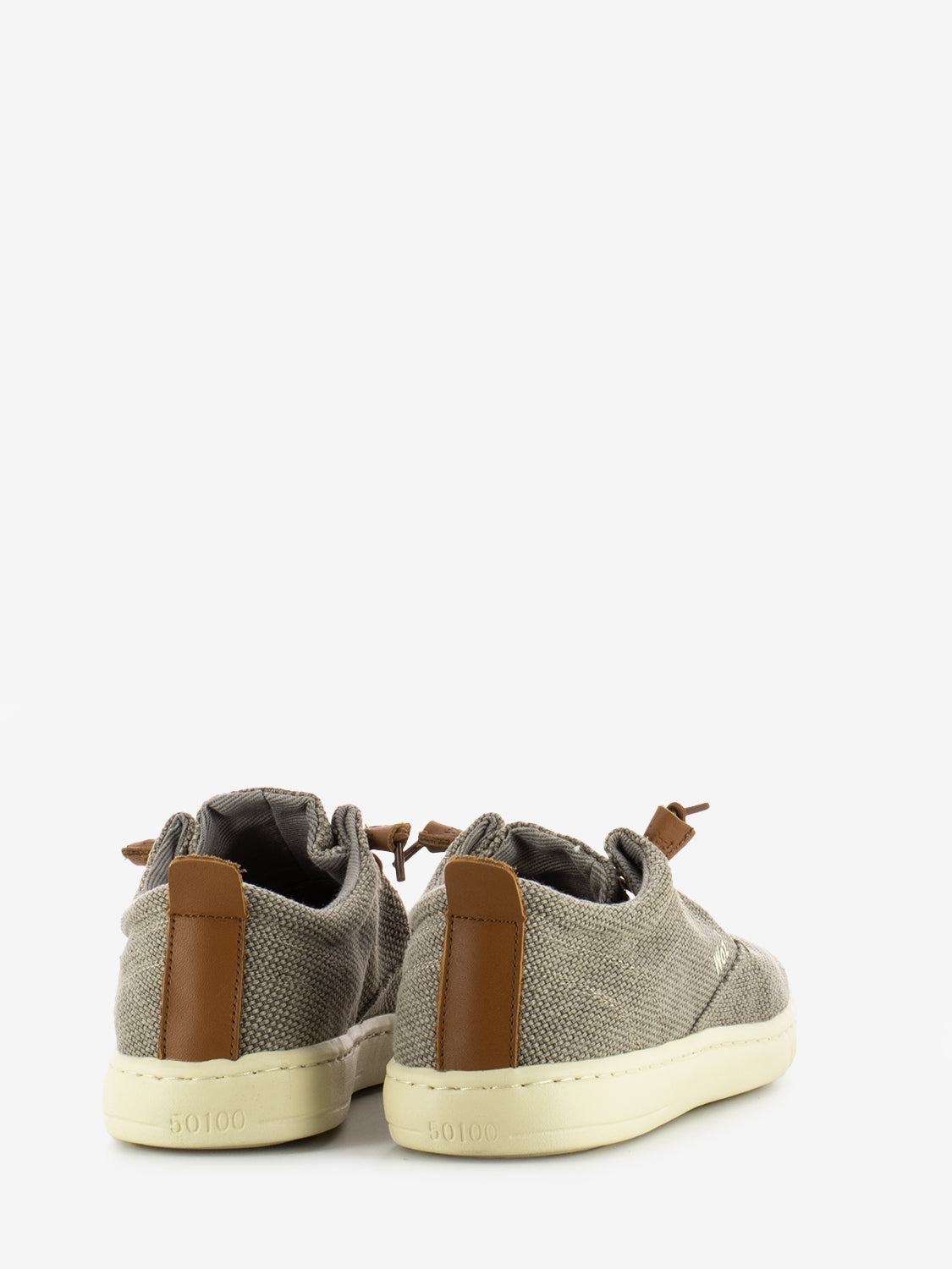 Robbie bold fabric taupe shoe