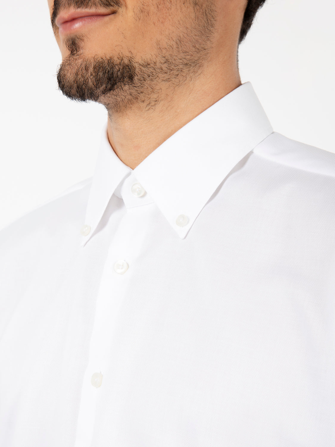 Wrinkle travel white shirt