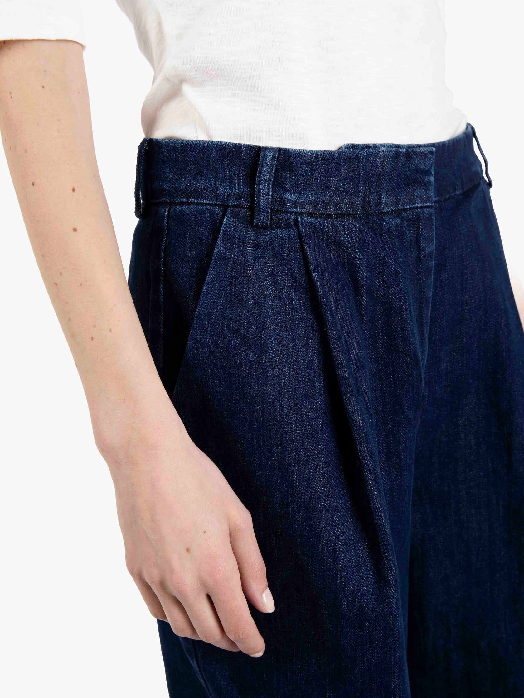 Pantaloni Market con pinces indigo