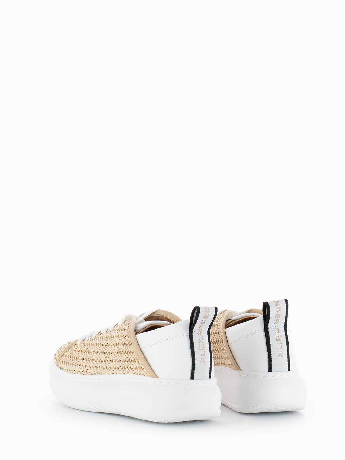 Wembley W sand / white