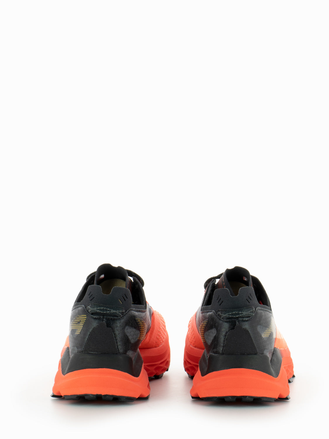 M Mont Blanc trail coral / black