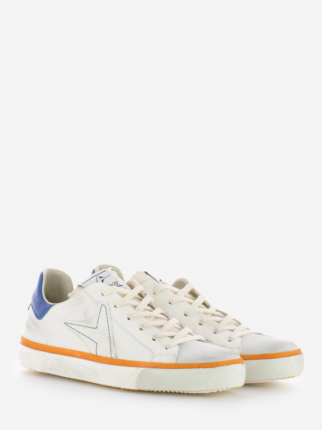 Student M #792 white / blue