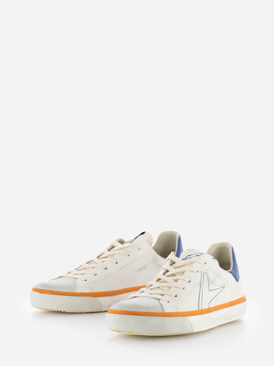 Student M #792 white / blue