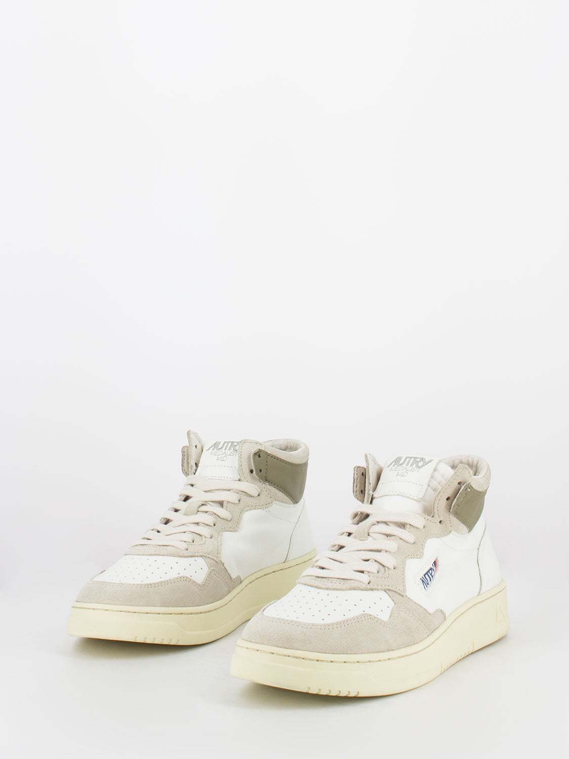 01 mid goat / white / gray suede
