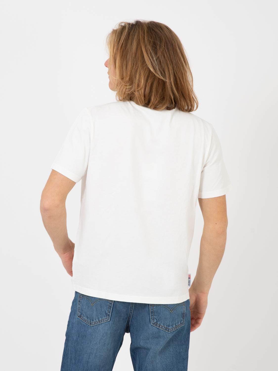 Iconic man action white t-shirt