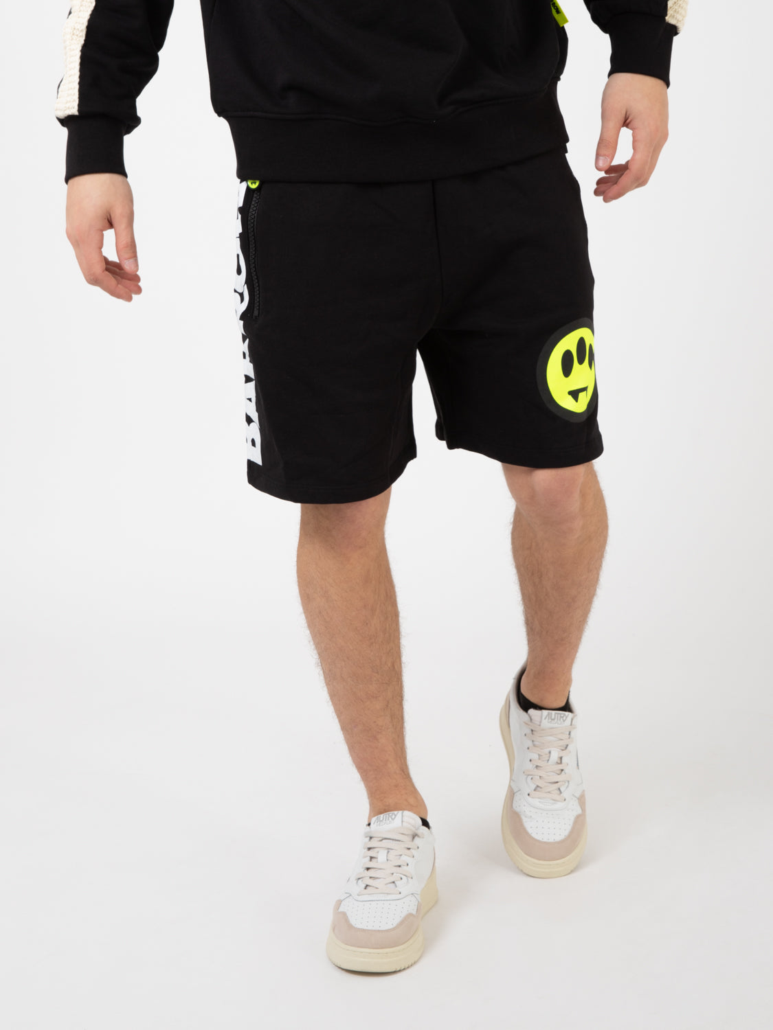 Sweatshorts tirazip smile black
