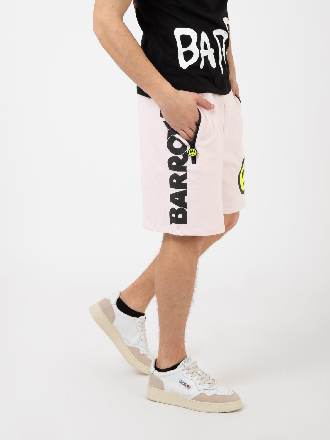 Sweatshorts tirazip smile light pink