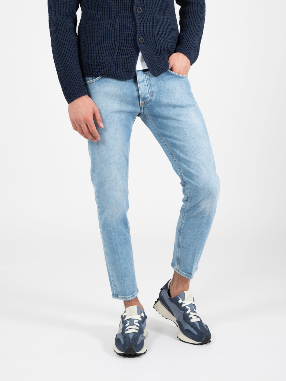Davis shorter medium light jeans