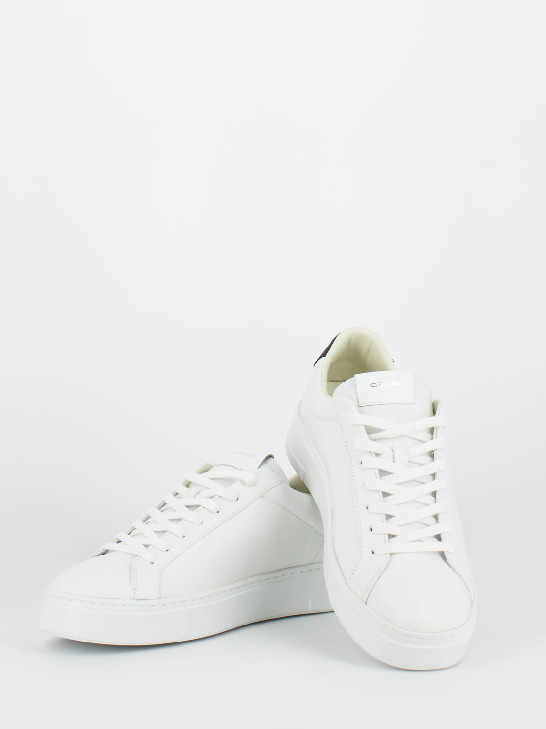 Extralight Low Top bianco / nero