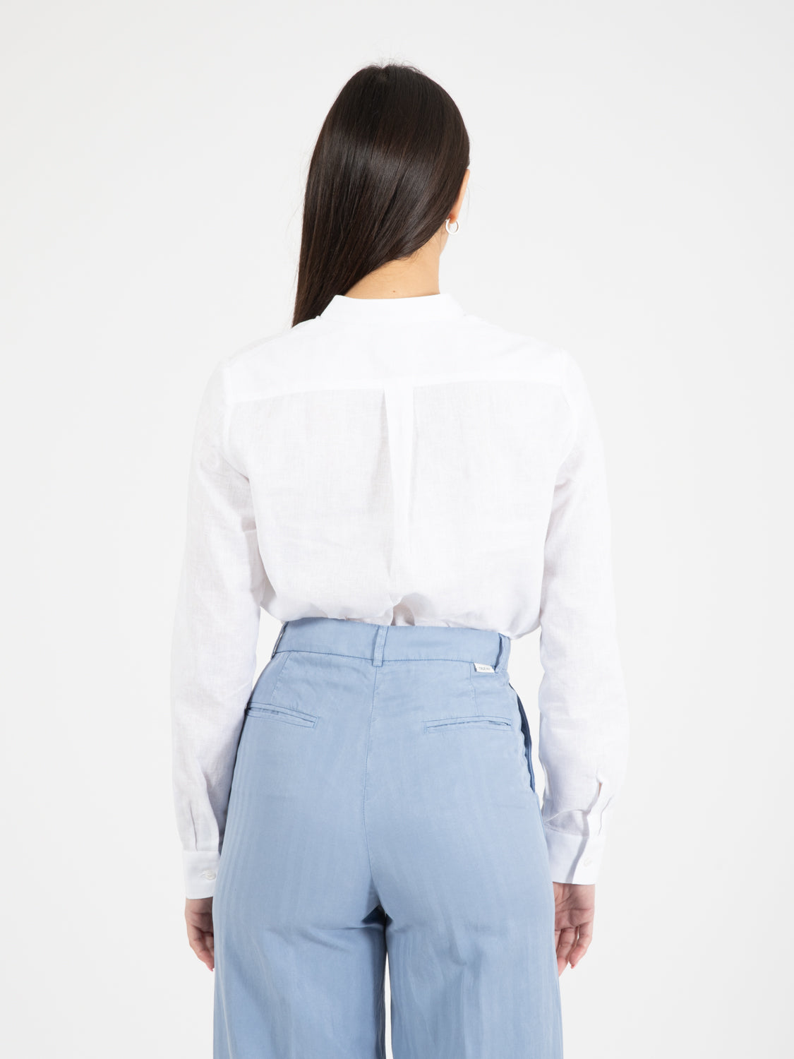 Camicia in lino bianco