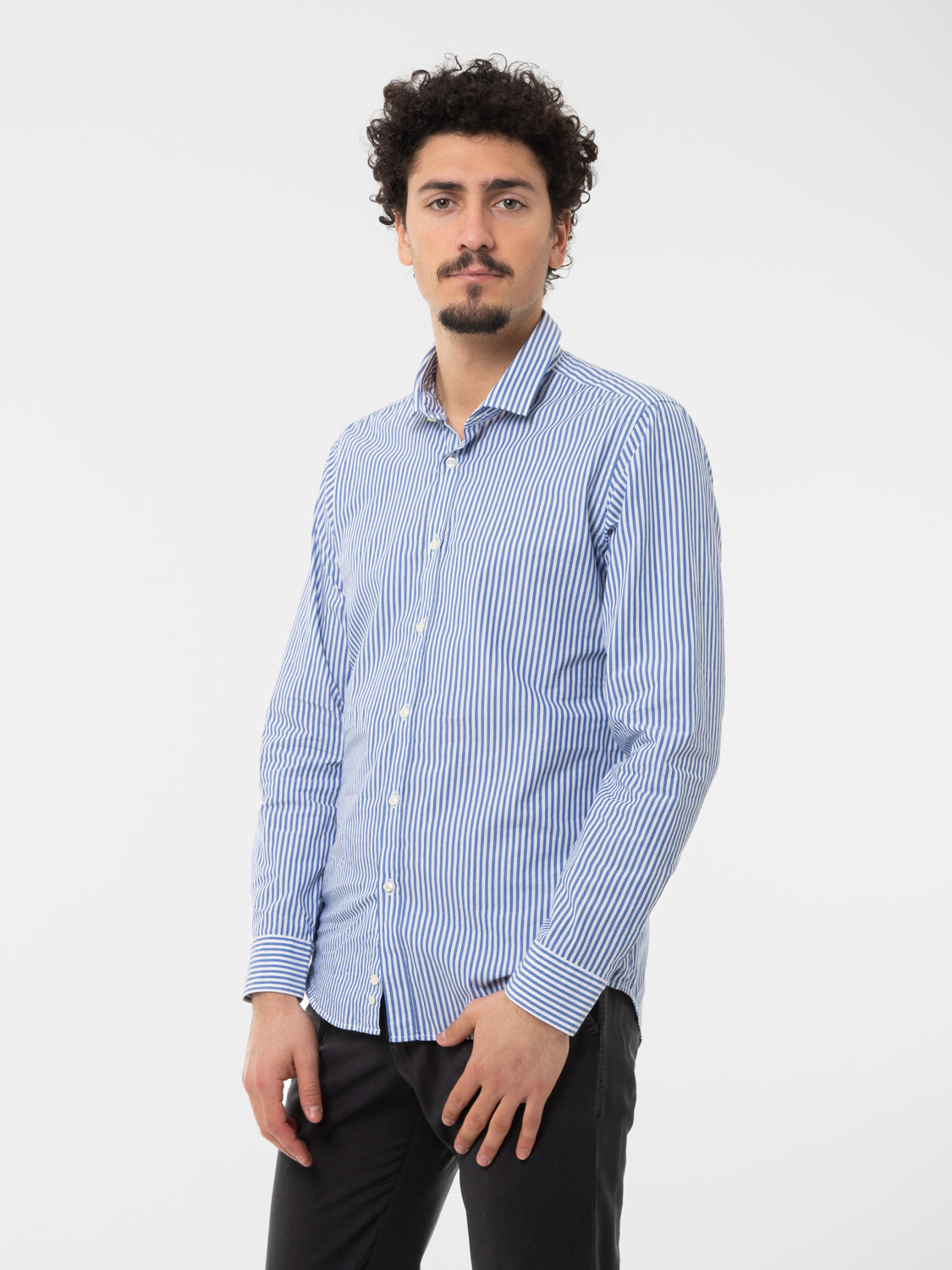 Blue/white striped shirt
