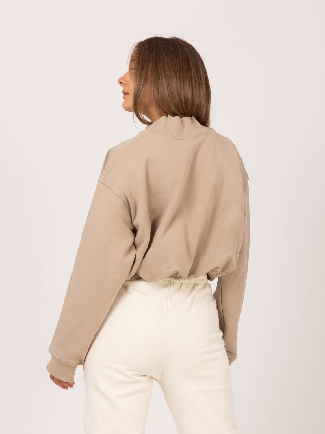 Felpa crop nocciola con elastico
