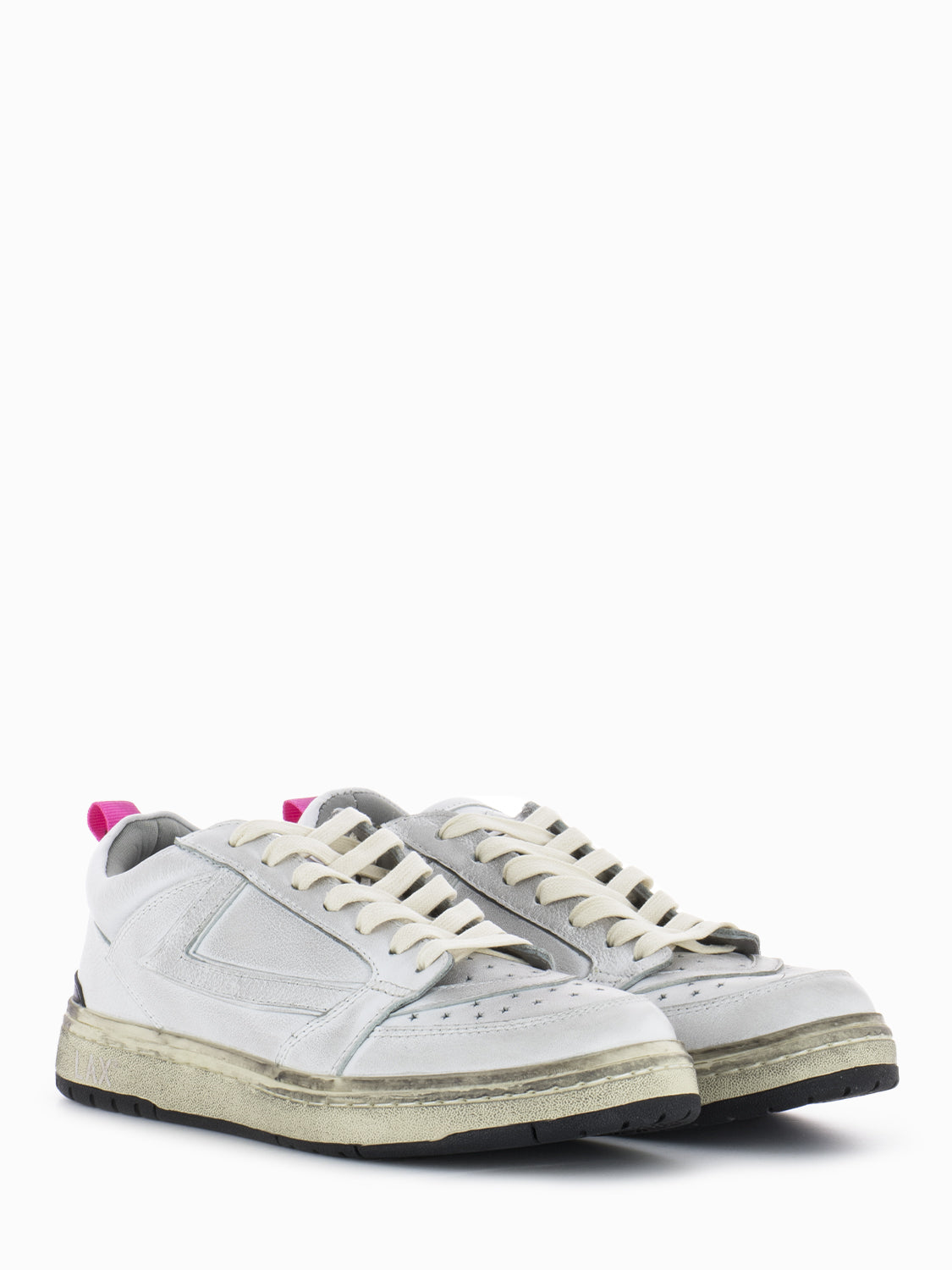 W Starlight Low Shield white sneakers