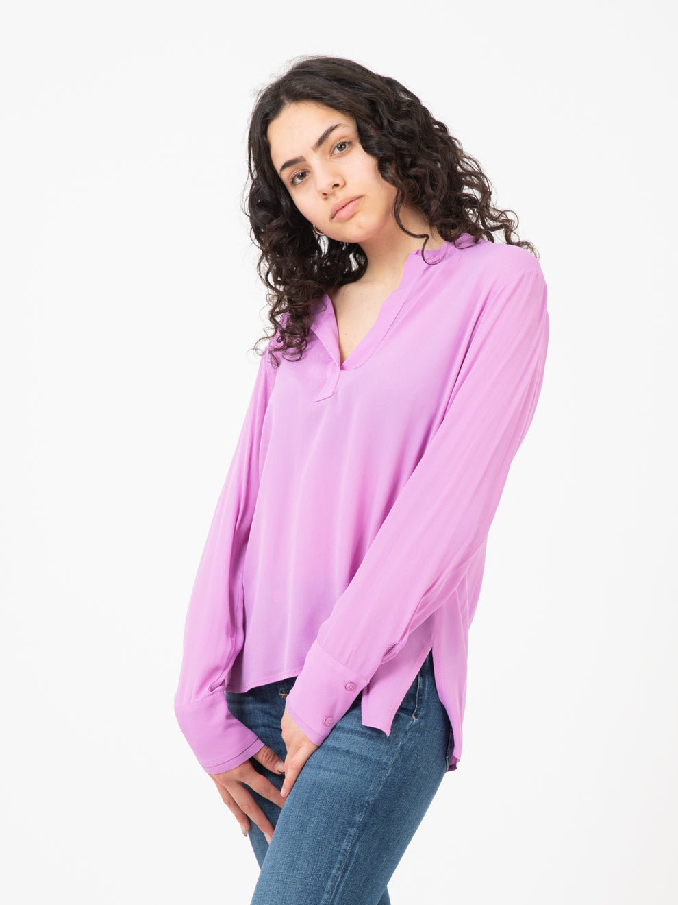 Camicia scollo a V glicine