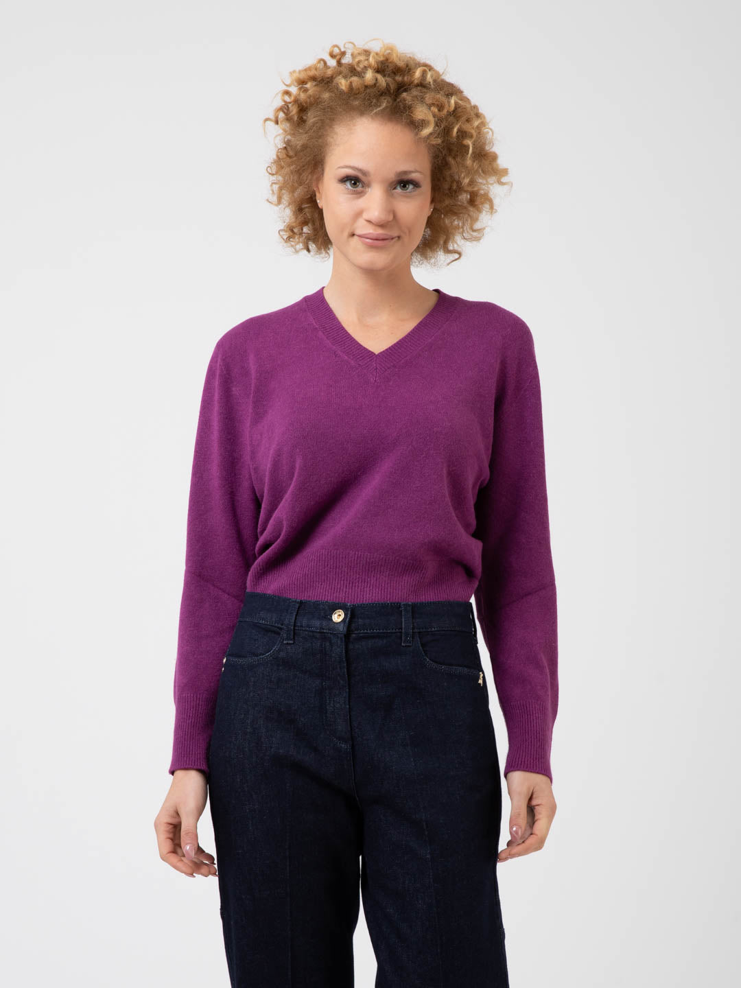 Cyclamen V-neck sweater