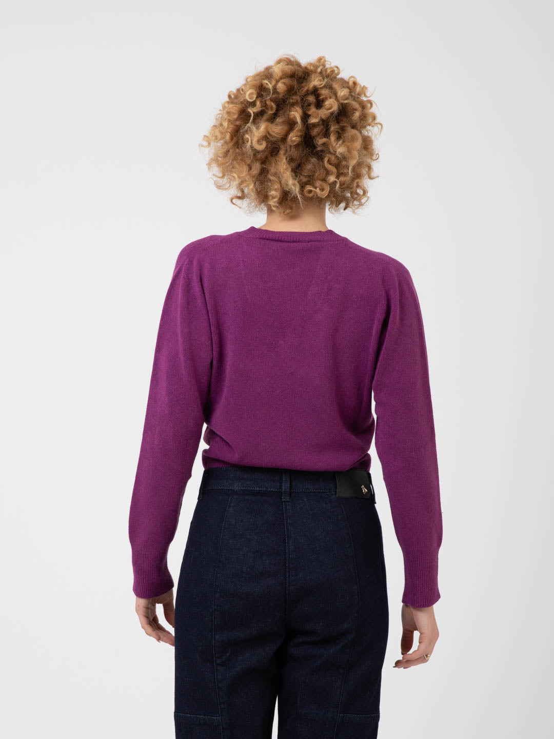 Cyclamen V-neck sweater