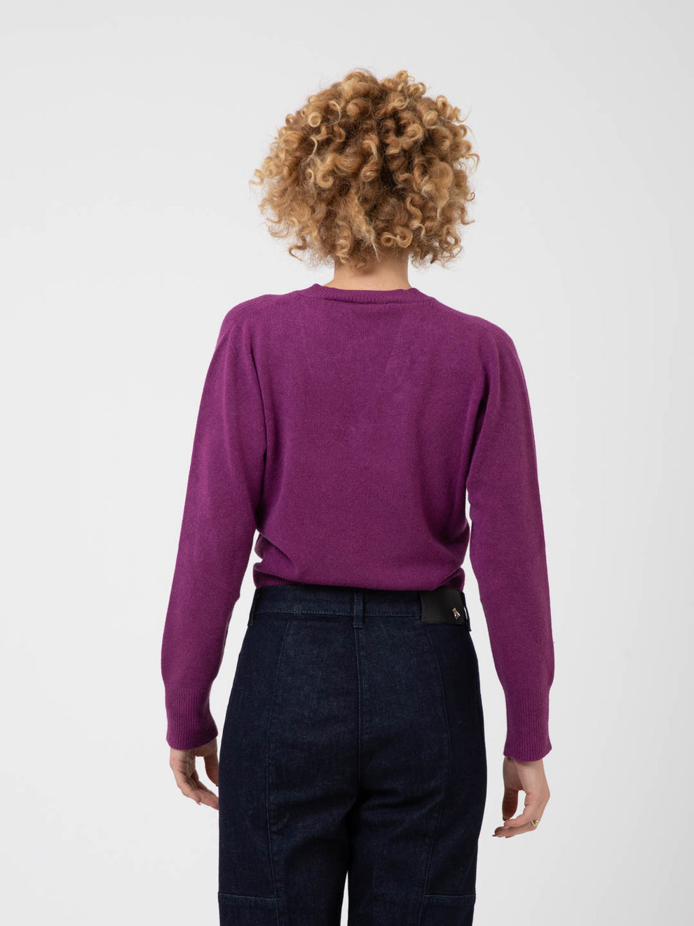 Cyclamen V-neck sweater