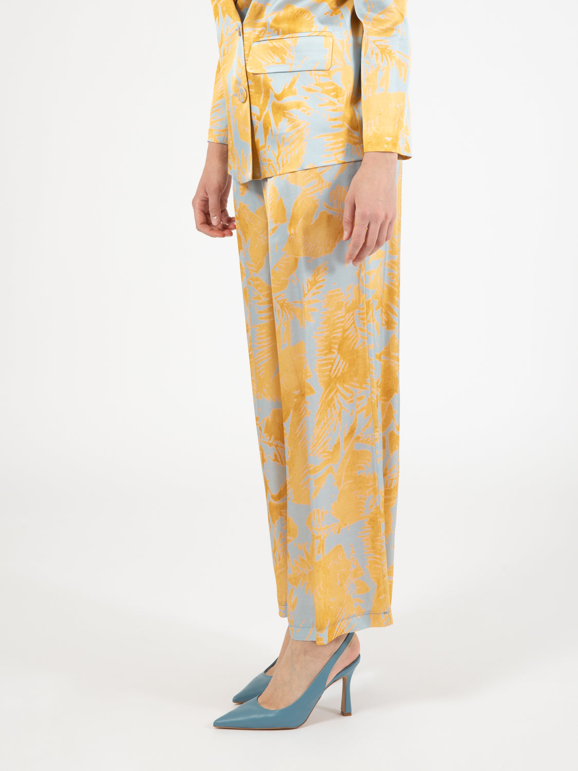 Pantaloni stampa foliage giallo / azzurro