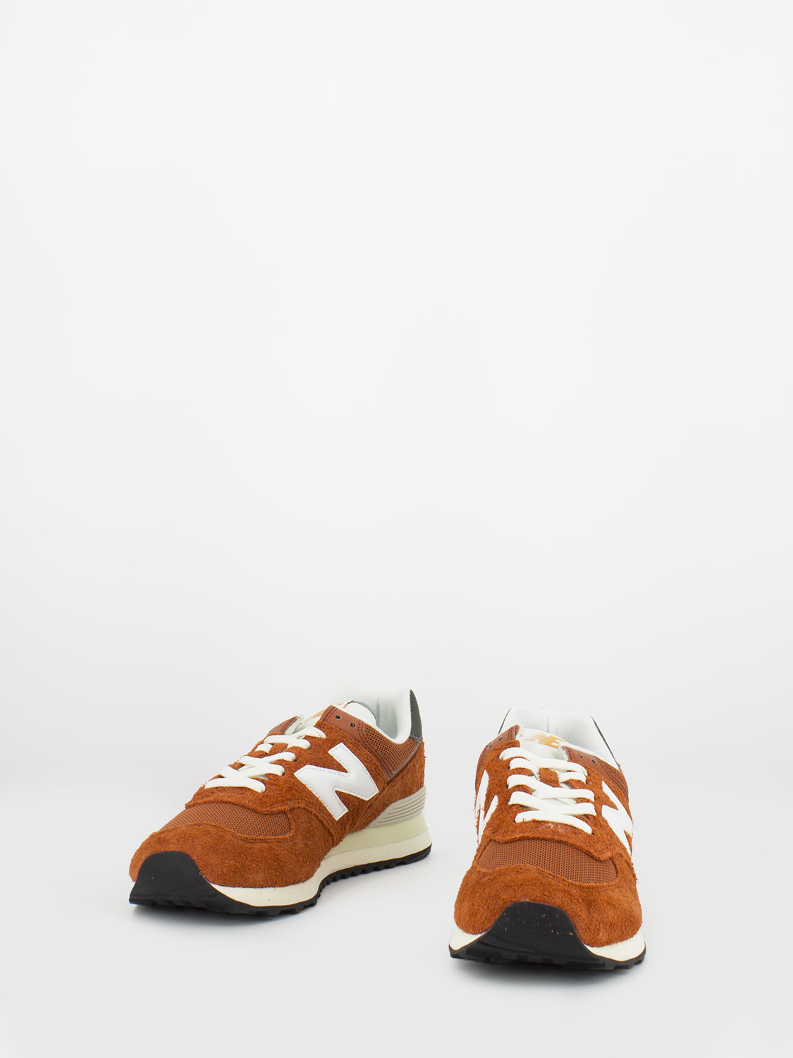 574 crosta e mesh beet red