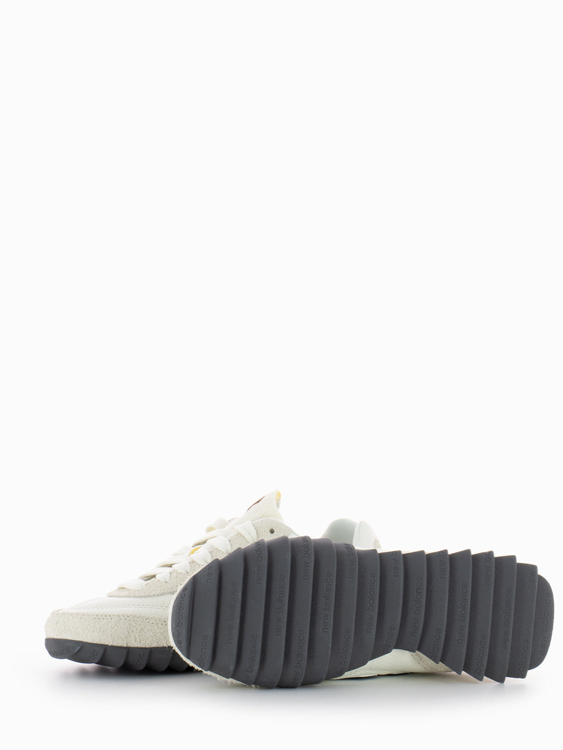 RC30 Turtledove Sneakers