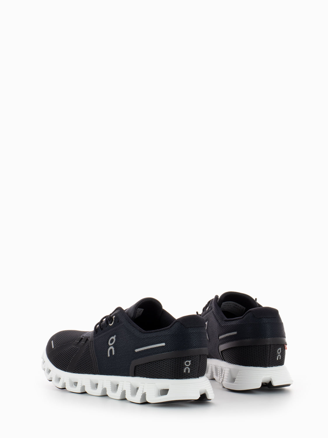 Cloud 5 W black / white