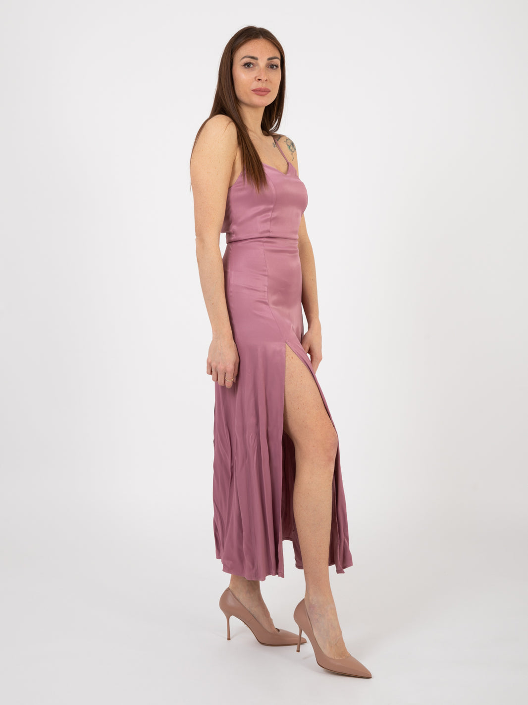 Midi dress with slits in wisteria