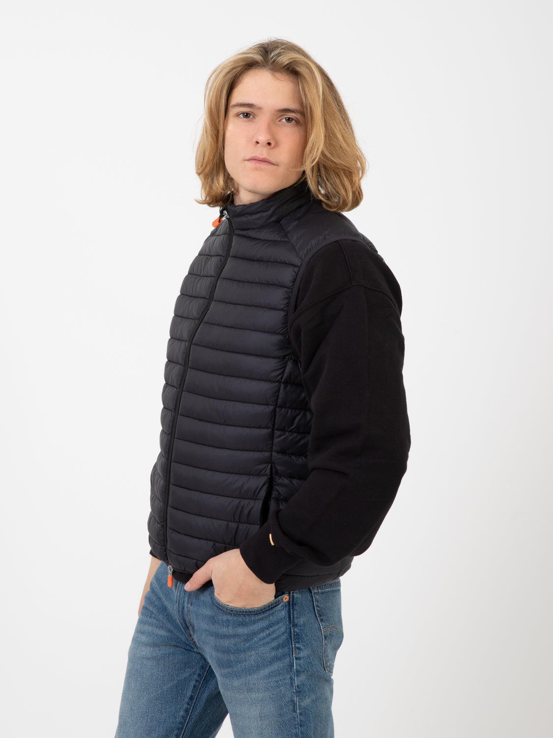 Giga16 Adamus black vest