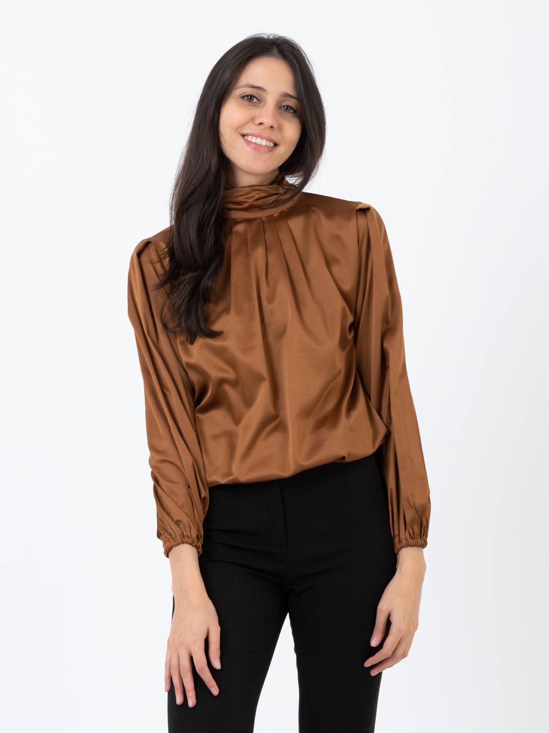 Camicia collo alto moro in raso
