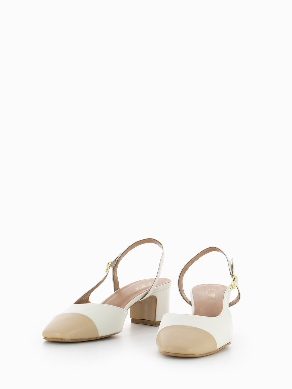 Sandali nappa latte / cappuccio