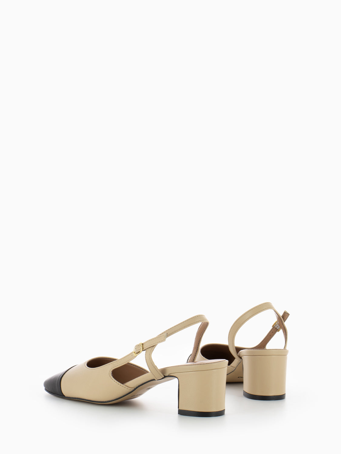 Black nappa sandals / hood