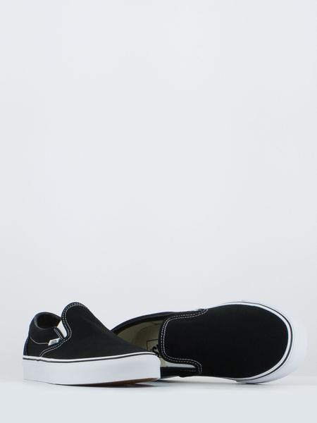 Classic slip-on black / white