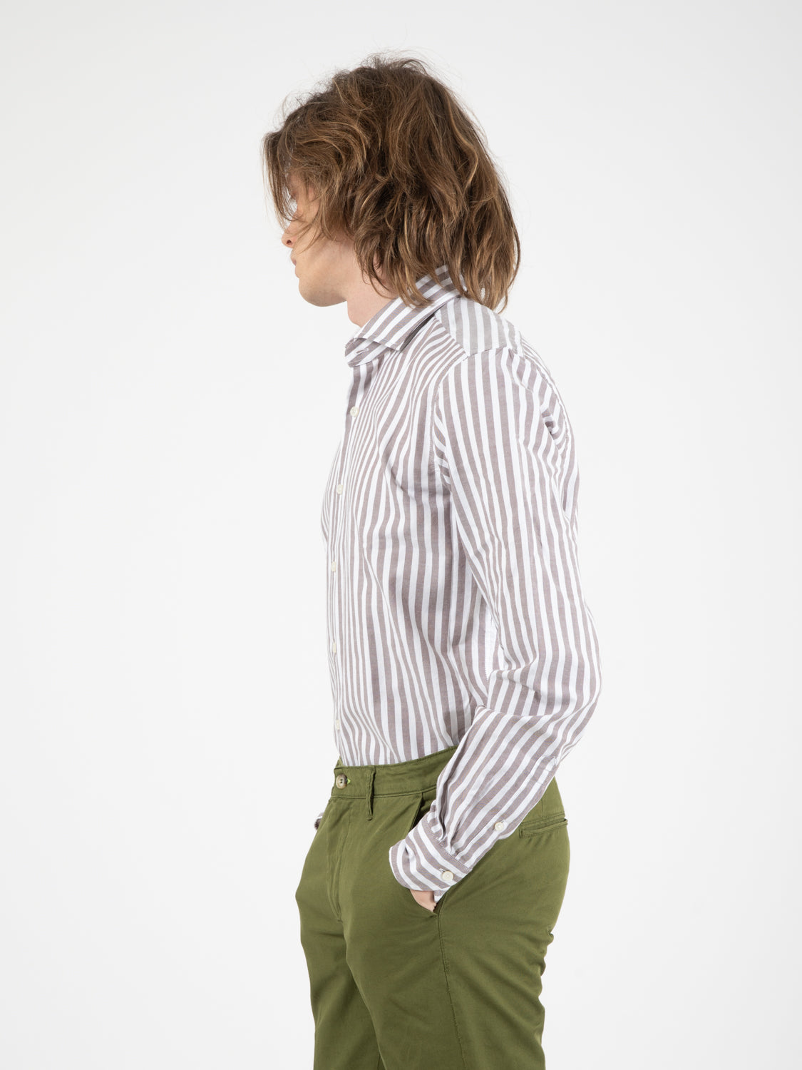 White/brown striped shirt