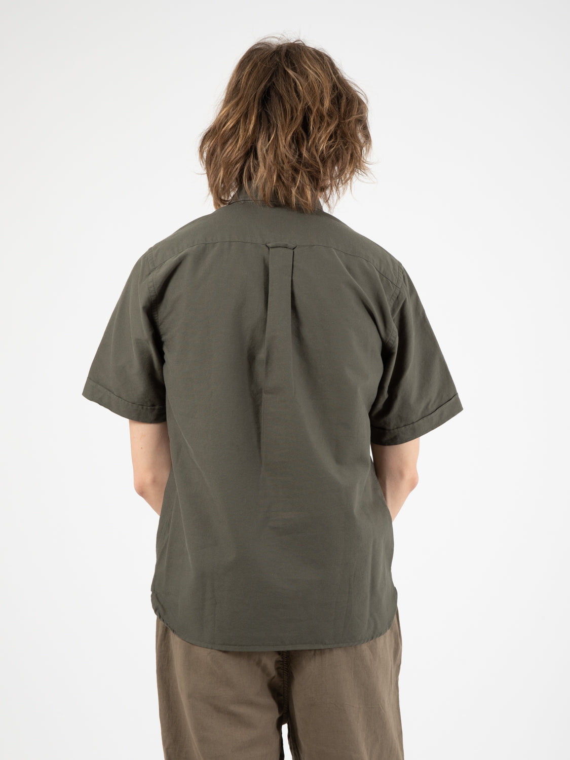 Green short sleeve shirt