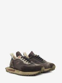 Sneakers Space Race brown