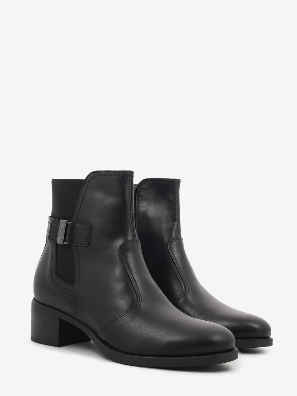 Tronchetto con zip in pelle nero